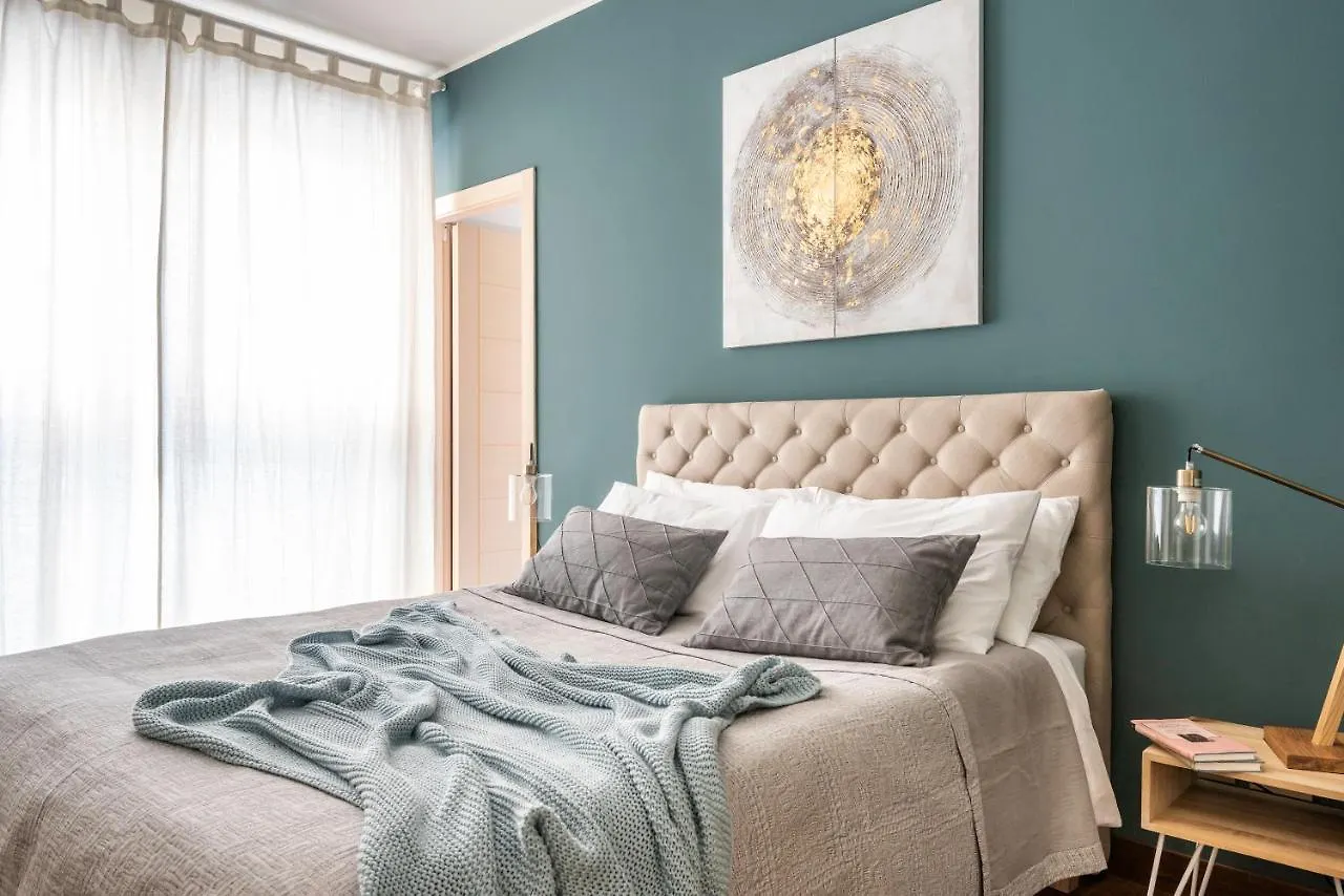 Apartament Navigli - Rentclass Adelia Mediolan