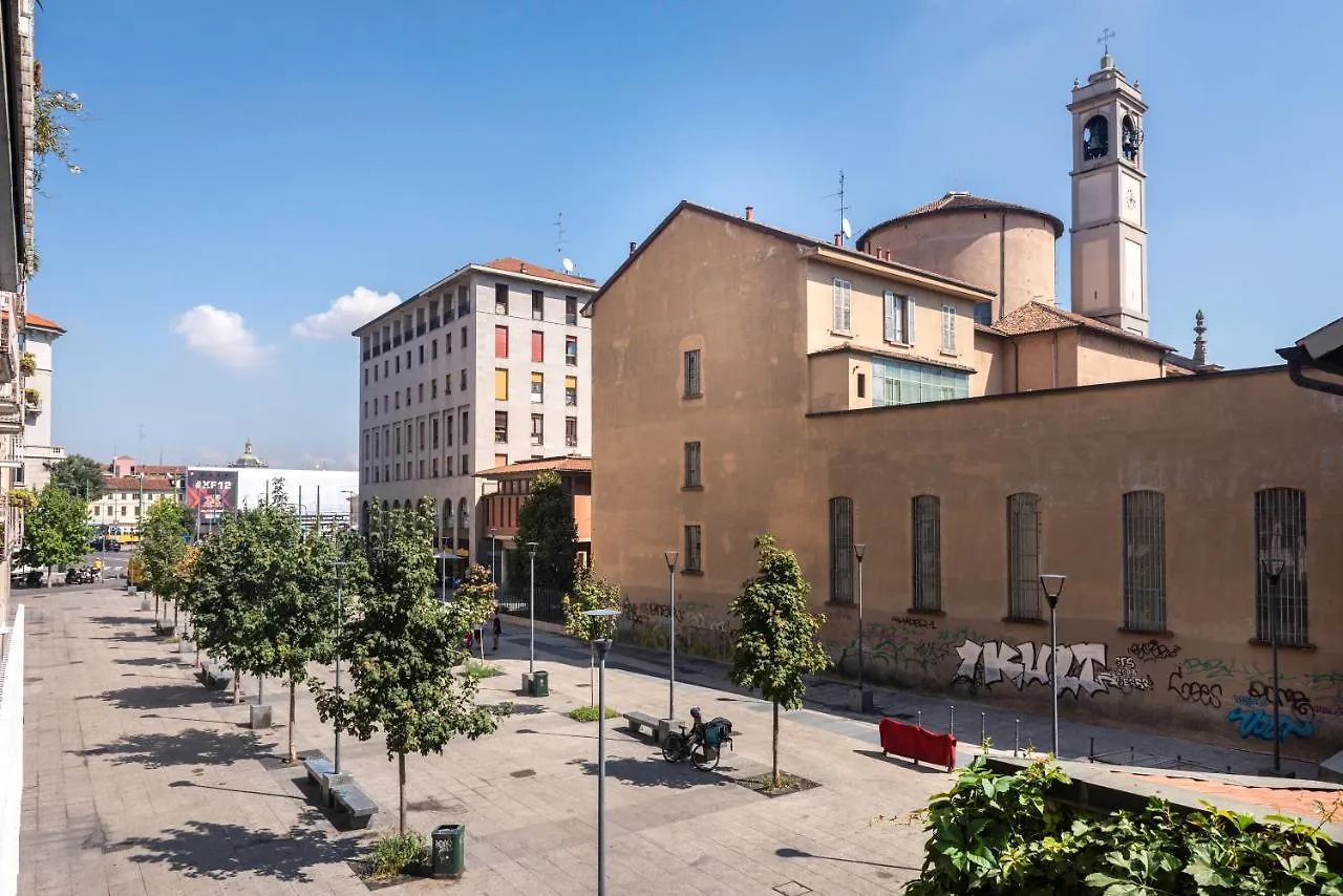 Navigli - Rentclass Adelia Mediolan